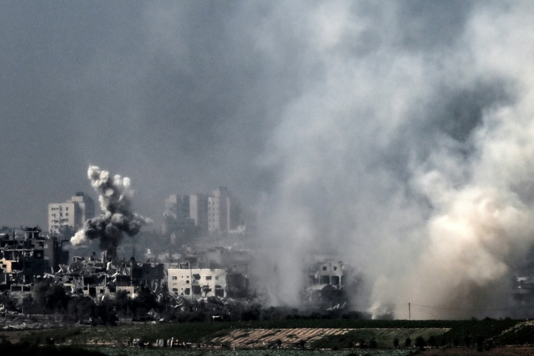 Israel pounds Gaza as UN warns order 'starting to break down'