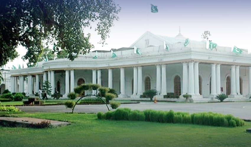 Punjab local fund audit director accused of Rs400m corruption, evades action