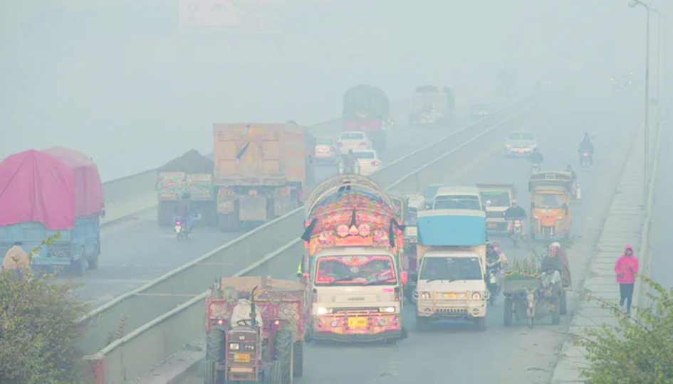 Let’s think beyond holidays to beat Lahore’s smog