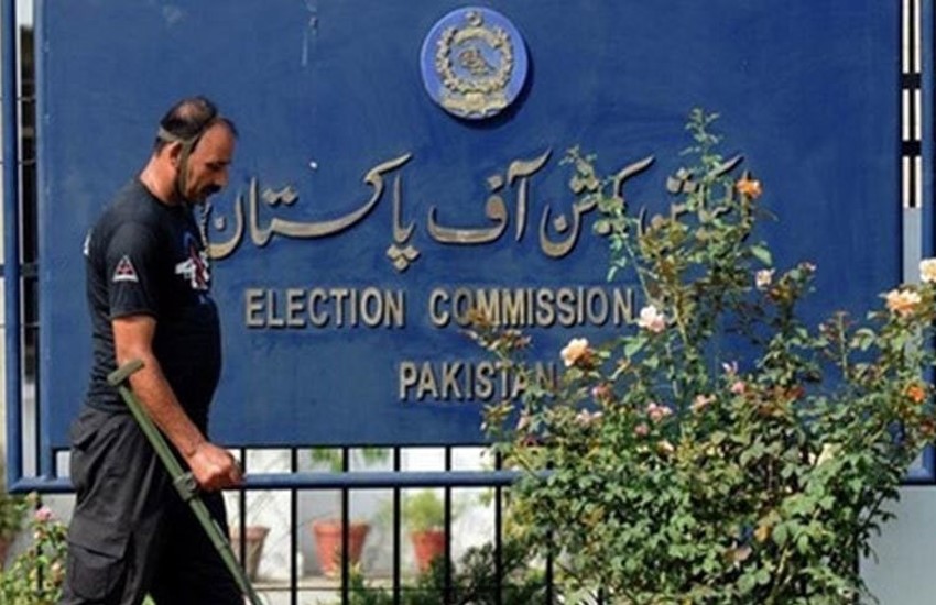 ECP rejects Punjab interim govt’s proposed uplift schemes