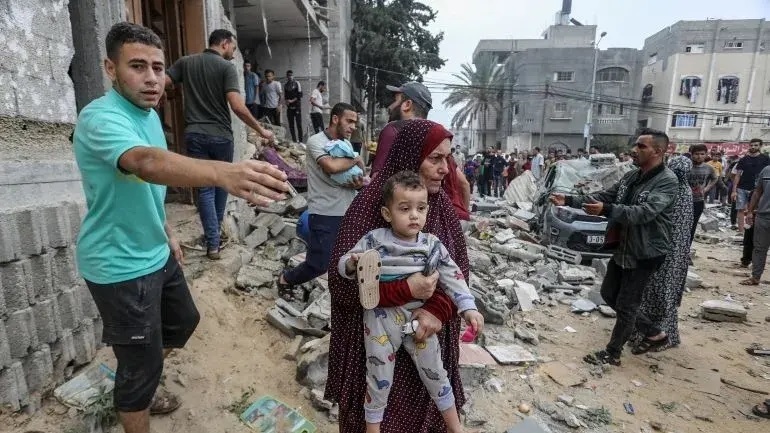 Hamas battles Israel as UN says Gaza ‘become graveyard’ for children