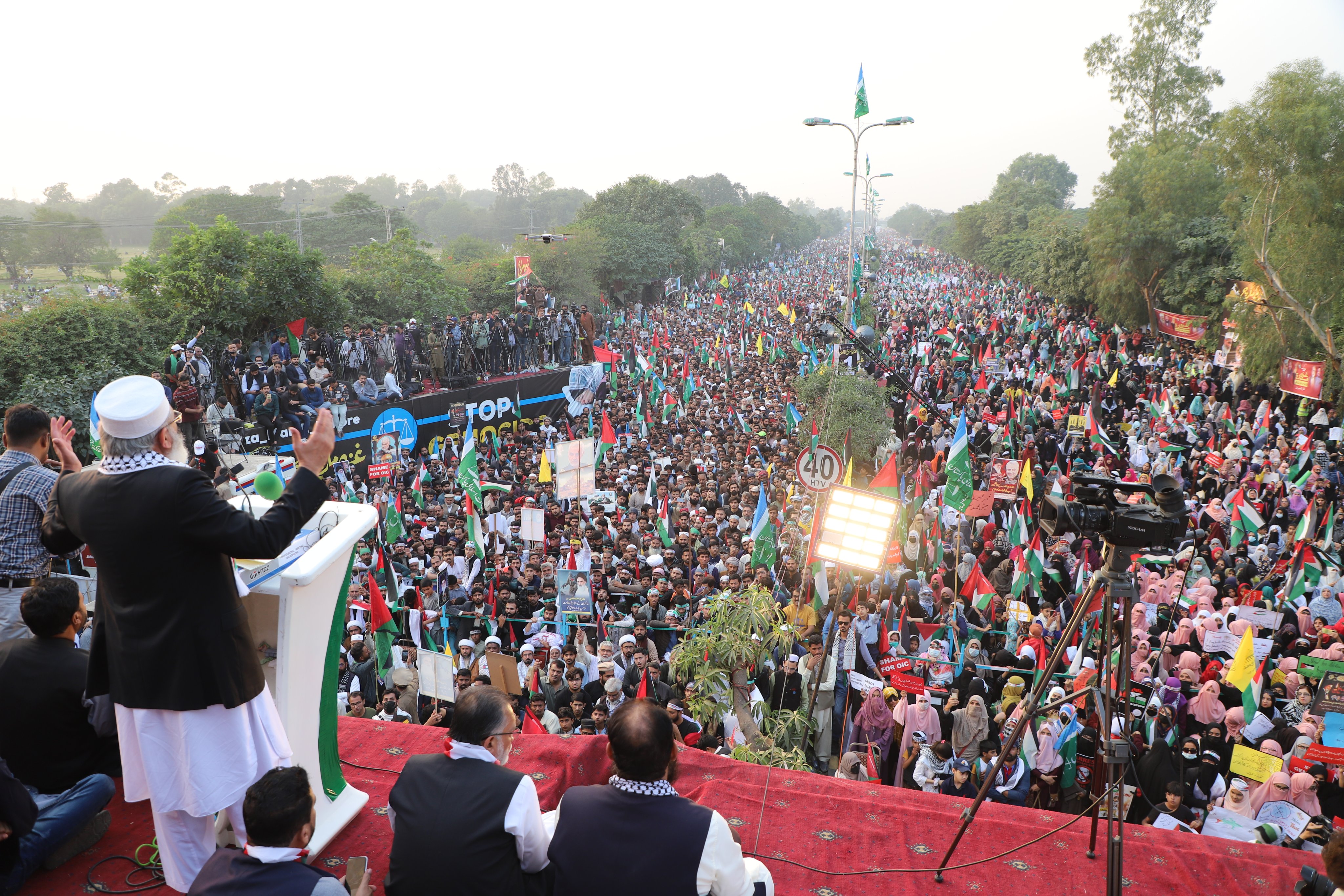 Thousands chant pro-Palestine slogans at JI’s Gaza Solidarity March