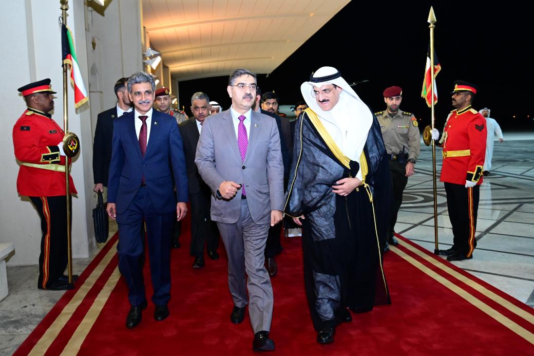 PM Kakar arrives in Kuwait on two-day official visit