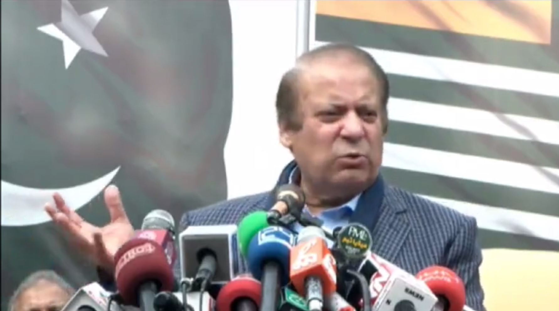 Nawaz Sharif slams ‘gang of five’ for wrongfully punishing him