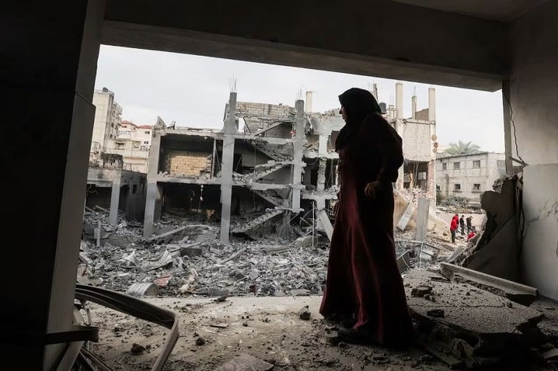 Israeli strikes the length of Gaza as US calls for more accurate targeting
