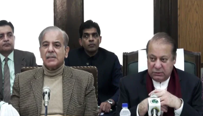 Nawaz Sharif for mending ties with 'upset' neighbouring countries including India
