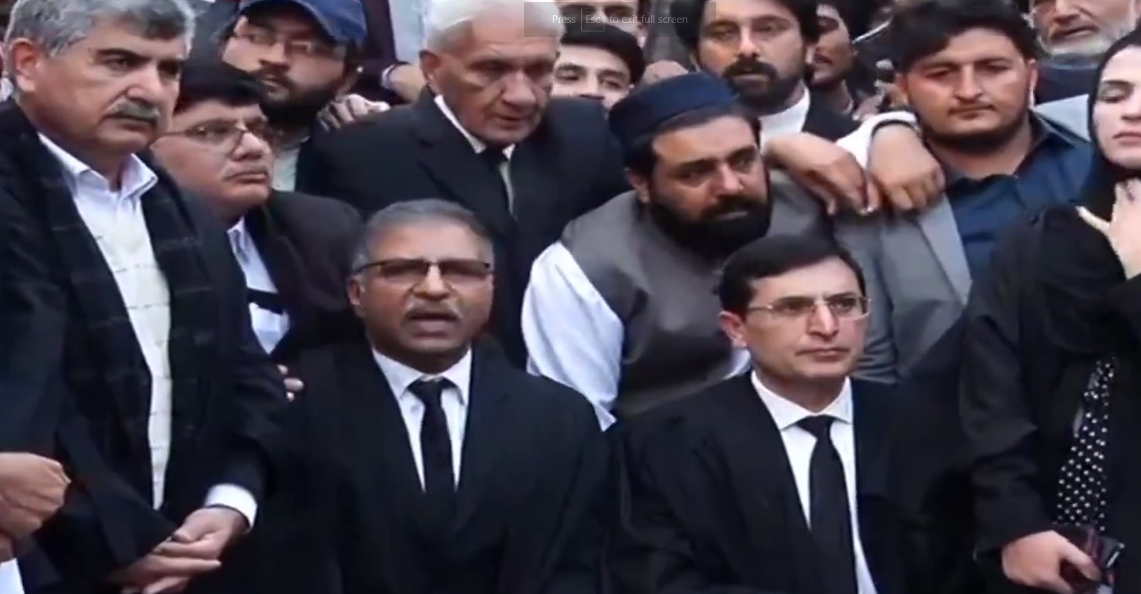 PTI gets ‘life' back as PHC suspends ECP’s verdict on party’s intra-polls