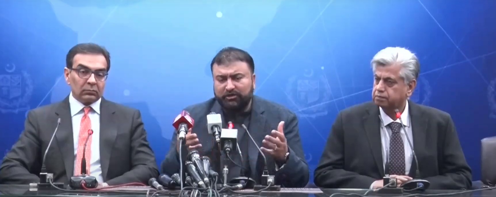 Interior Minister reaffirms stern action against hoarders of fertilizers