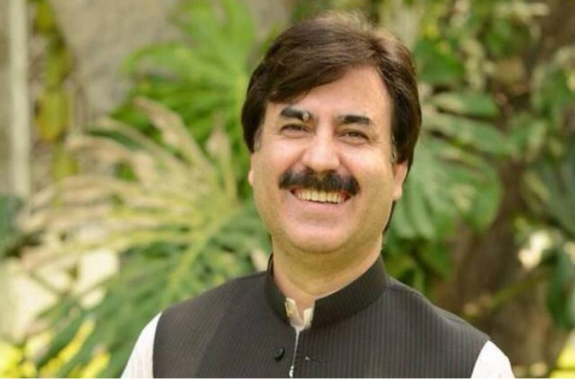PTI's Shaukat Yousafzai barred from boarding UK-bound flight at Islamabad Airport