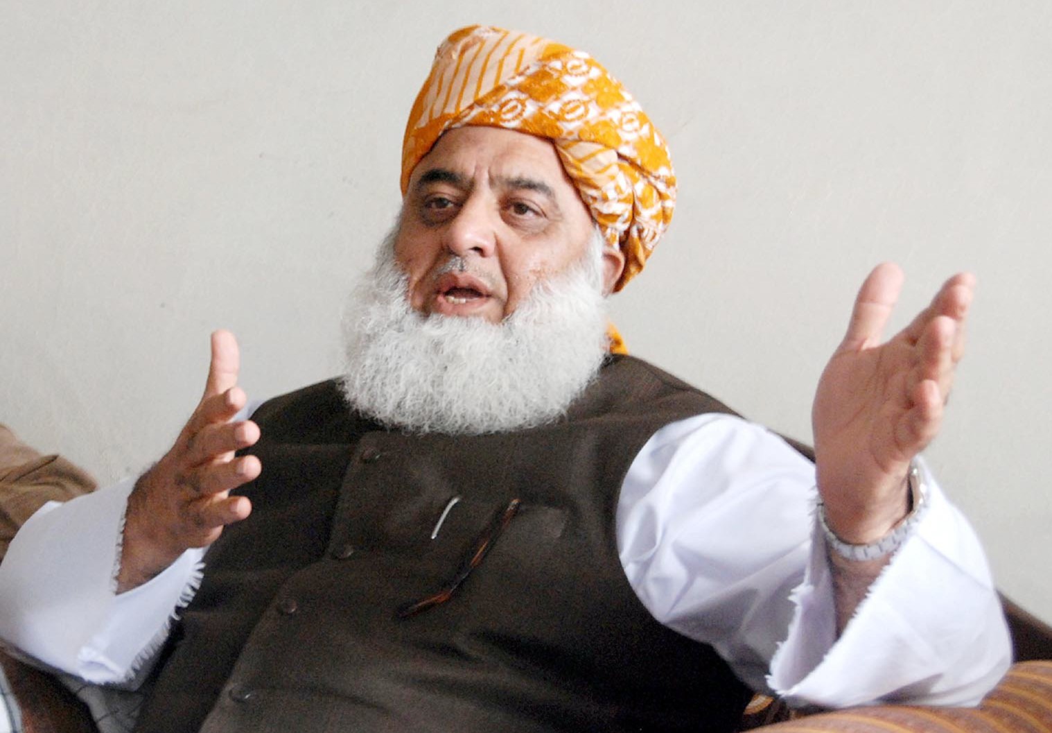 JUI-F chief calls on expatriates to play stronger role in boosting Pakistan’s economy