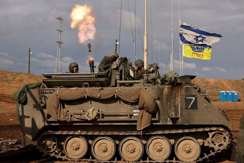 Israeli fire kills four in Gaza and the West Bank, medics say