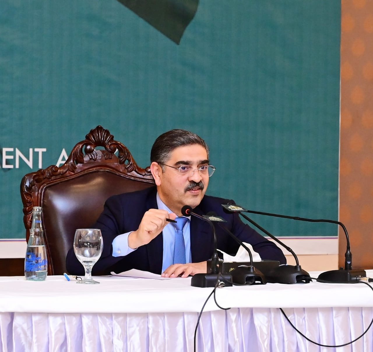 'Serious concerns' over judicial system should be addressed: PM Kakar