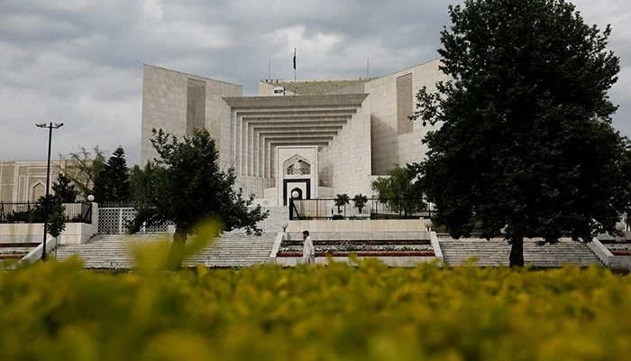 SC takes up ECP’s plea against PHC decision on PTI’s electoral symbol tomorrow