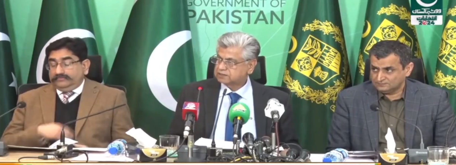 ‘Smear campaign’ against apex court judges being probed as per law: Solangi