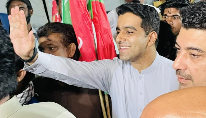 IHC summons defence, interior ministry officials as PTI candidate 'goes missing'