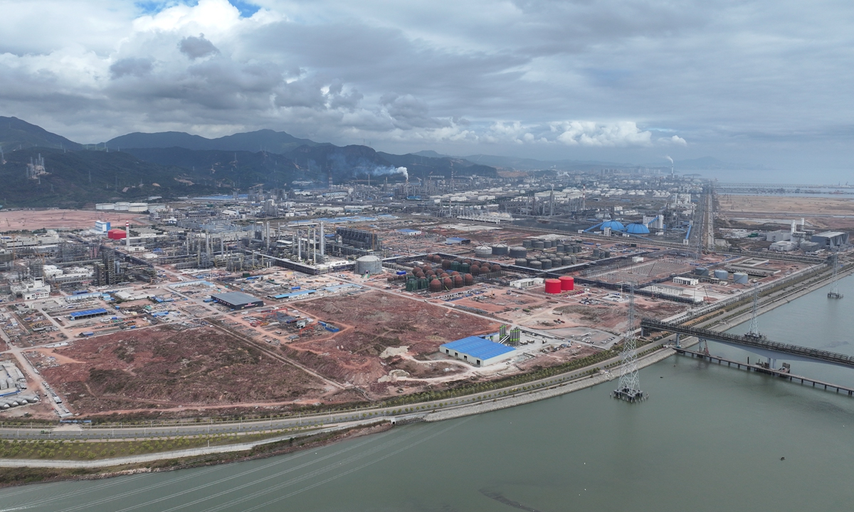 Foreign firms expand investment in China - thanks to efforts to boost confidence