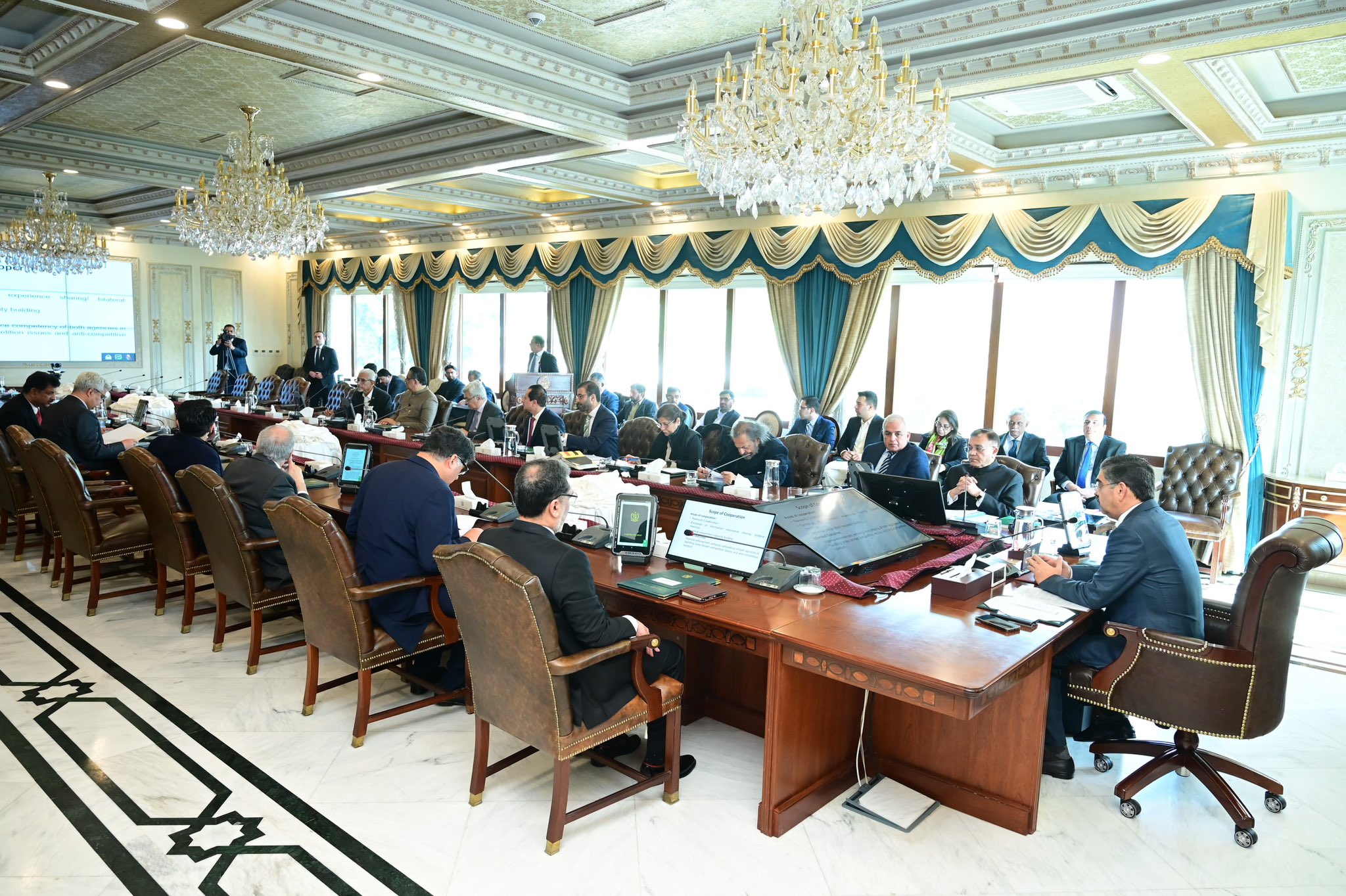 Caretaker Cabinet greenlights hike in prices of 146 life-saving drugs