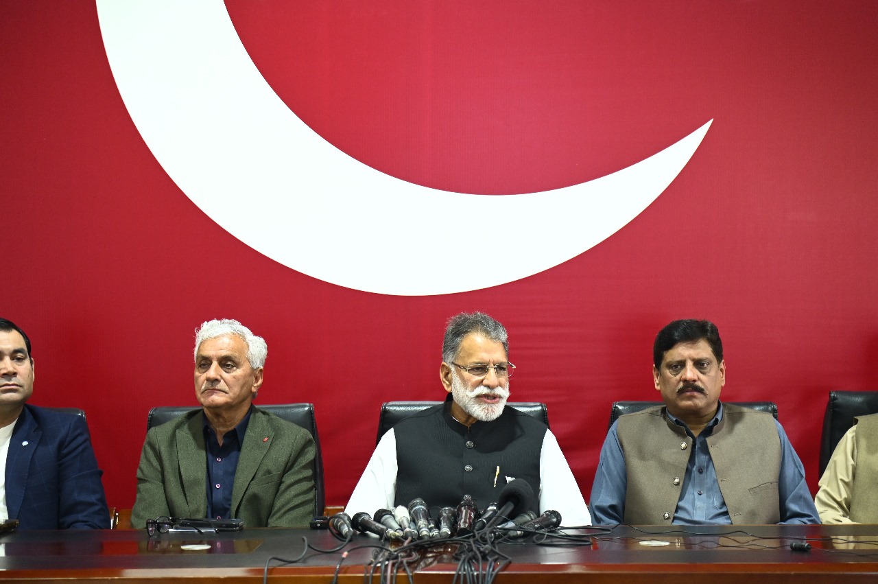 Former AJK PM seeks end to state institutions’ meddling into judicial, political affairs