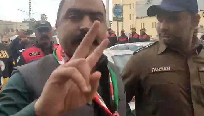 PTI holds countrywide protests against poll rigging amid police crackdown