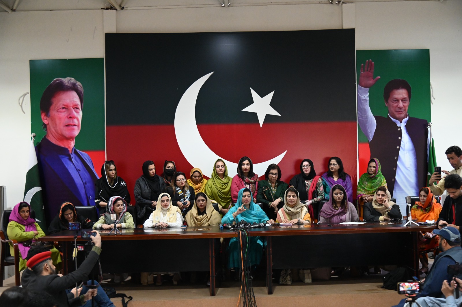 Kanwal Shauzab lauds PTI’s women for facing reign of terror daringly
