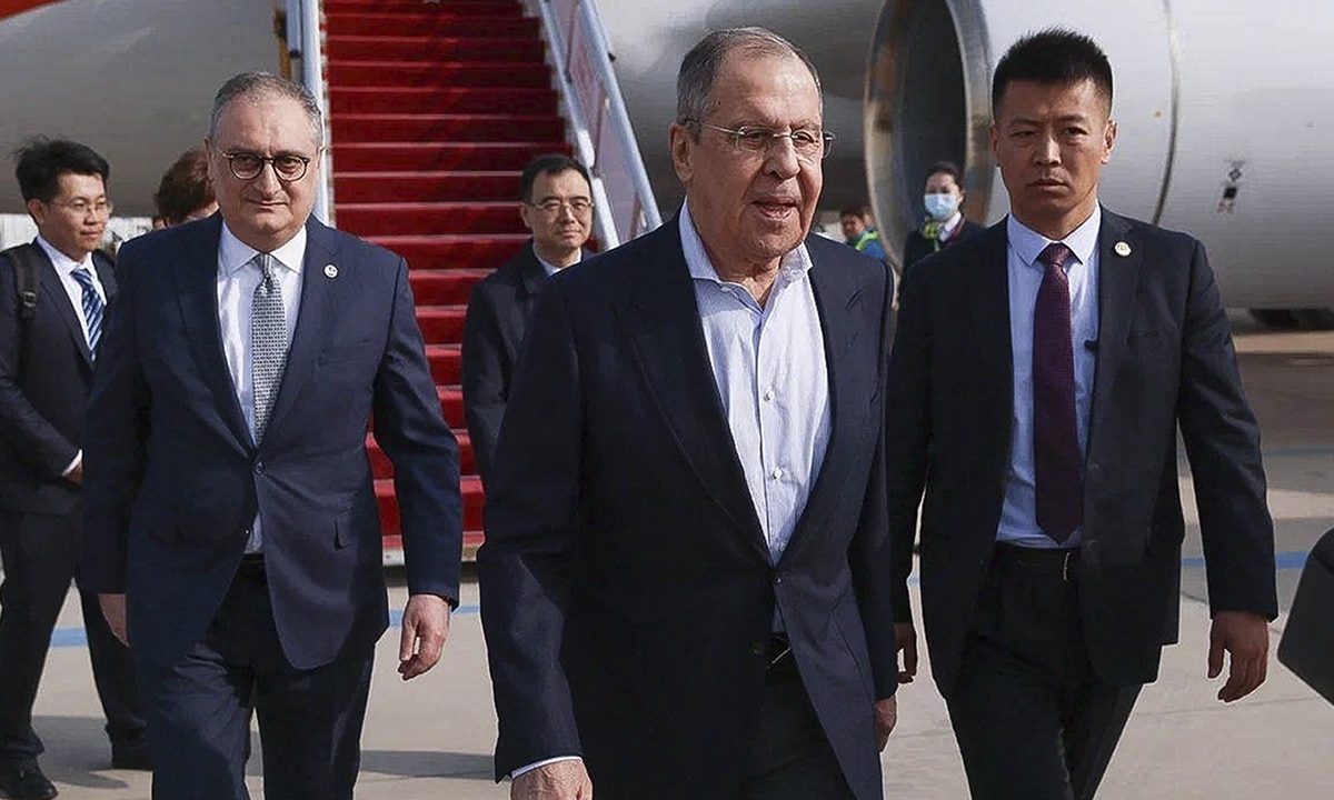 Russian FM's visit to China 'further strengthens strategic partnership'