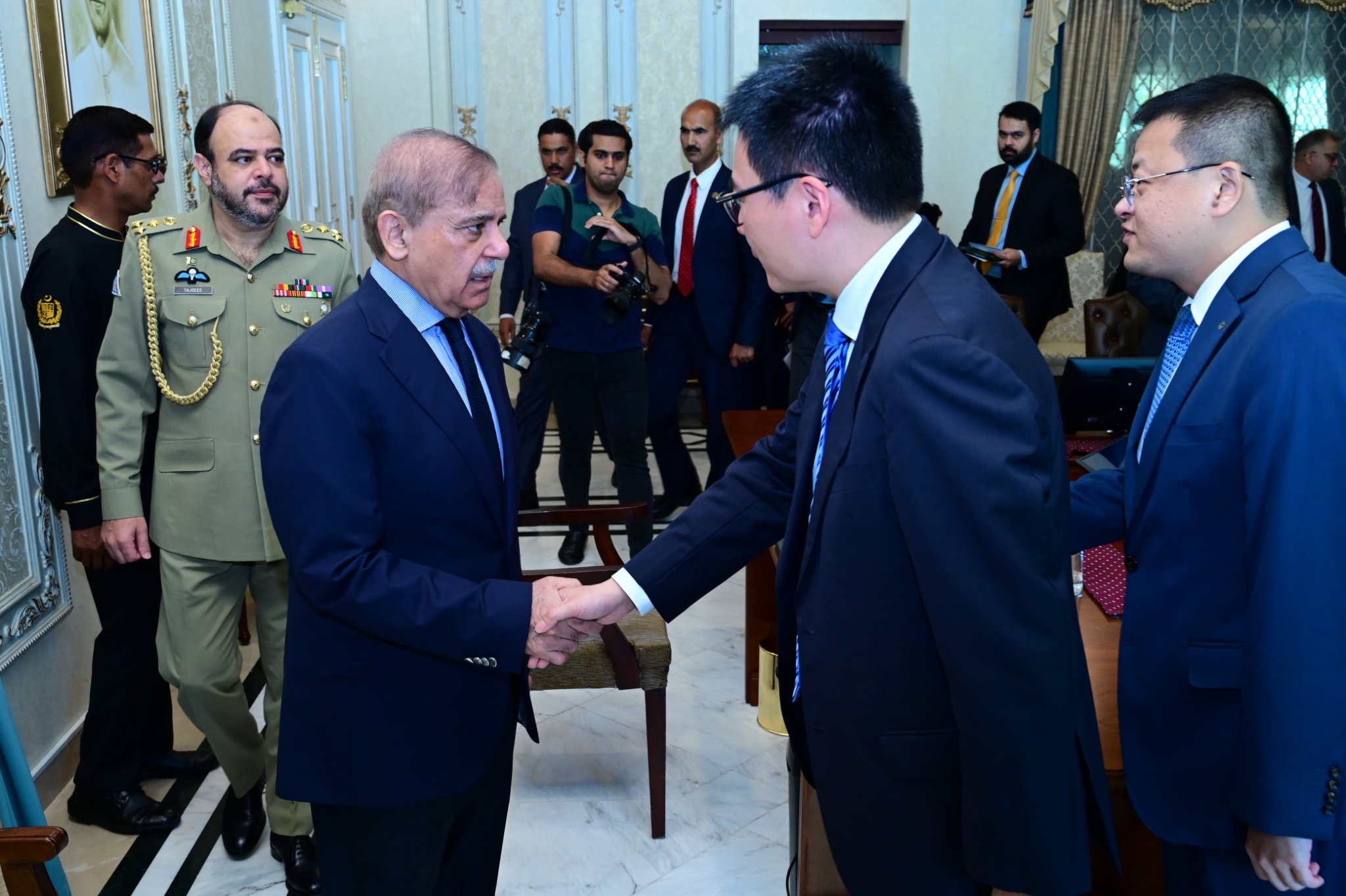 No compromise on security of Chinese workers, PM assures SEG chief