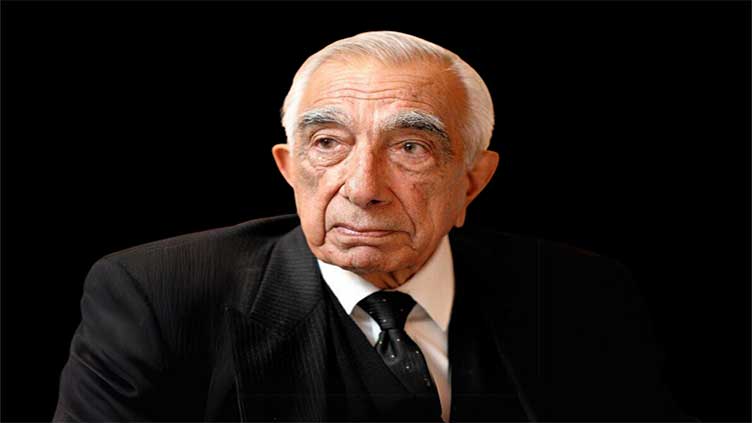 Former bureaucrat Roedad Khan passes away