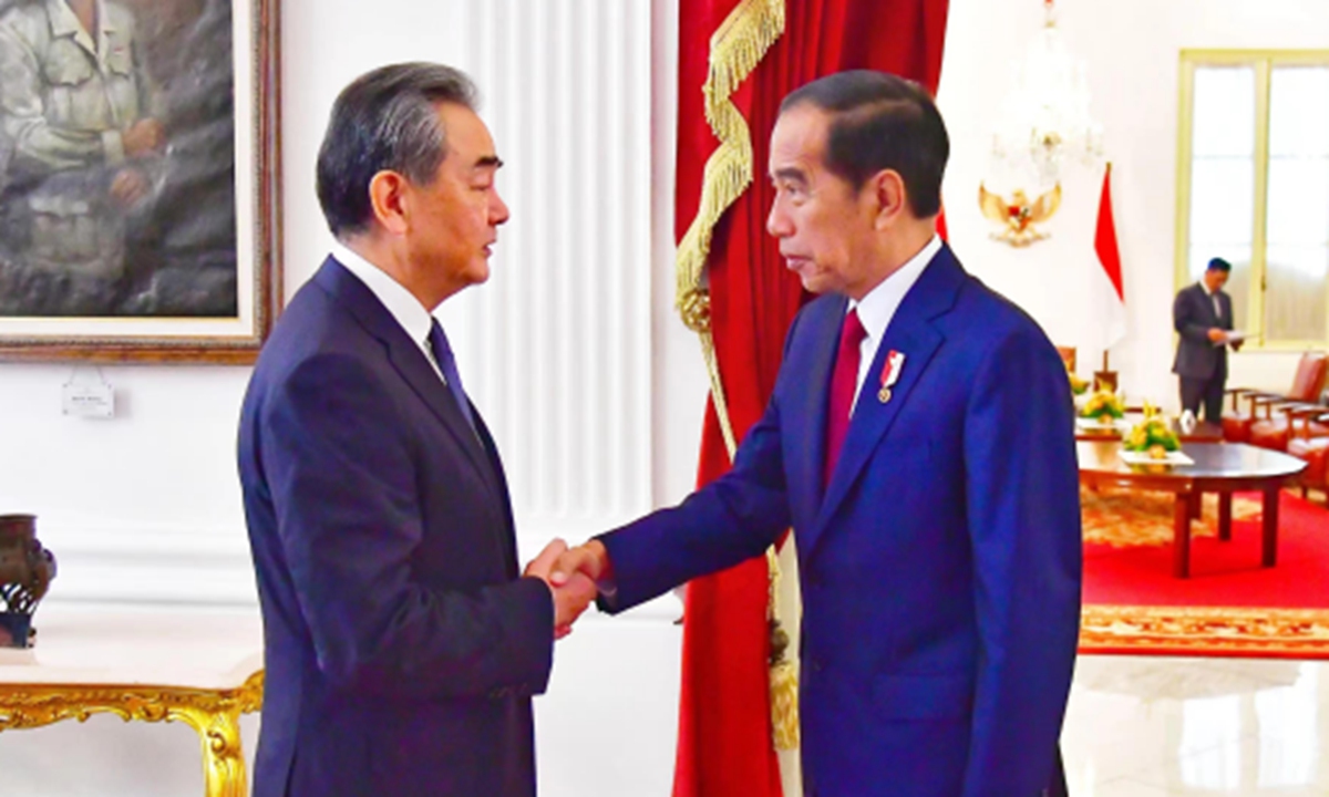 Wang Yi warns of 'small cliques' amid US-orchestrated South China Sea tension