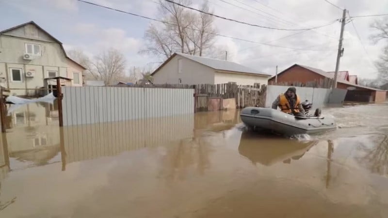 Russia, Kazakhstan evacuate over 100,000 people amid worst flooding in decades