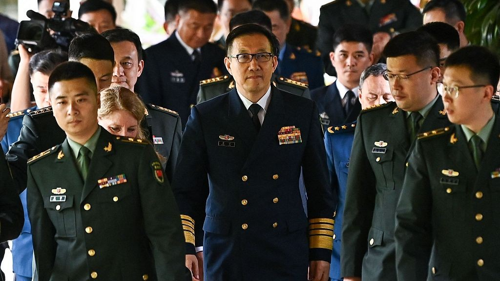Defense chiefs of U.S., China hold 'constructive' talks in Singapore