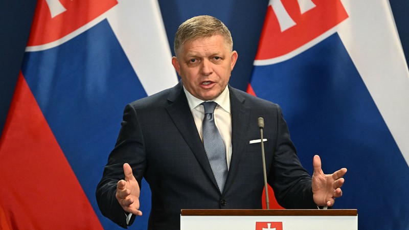 Slovak PM shot after govt meeting, facing life-threatening injuries