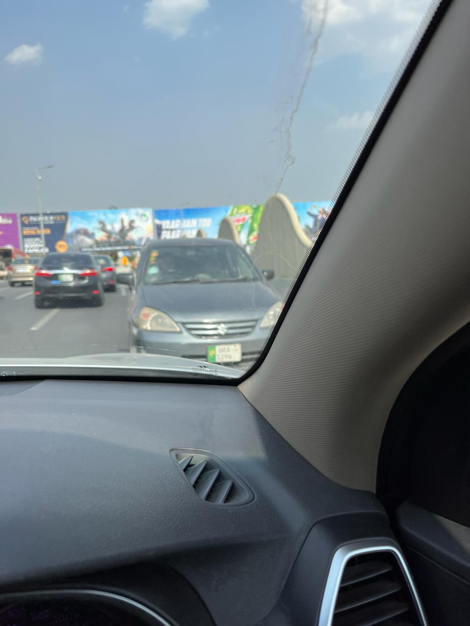 Traffic comes to standstill in Lahore as car drives in opposite direction on flyover