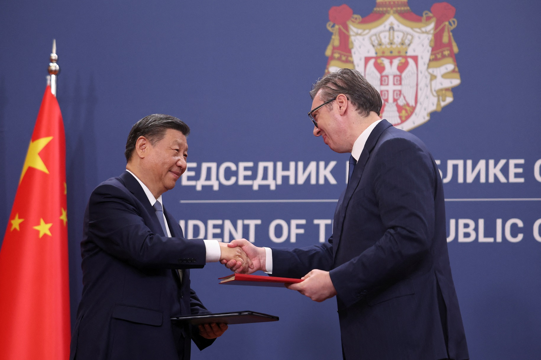 Xi, Vucic sign joint statement on building China-Serbia community with shared future