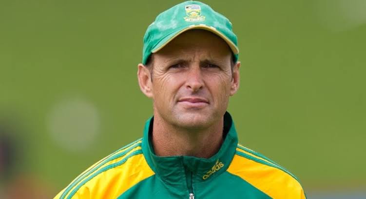 Gary Kirsten given authority of final say on team's vice-captaincy issue