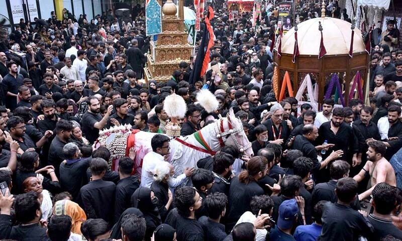 Pillion riding banned as Sindh govt imposes section-144 for Muharram