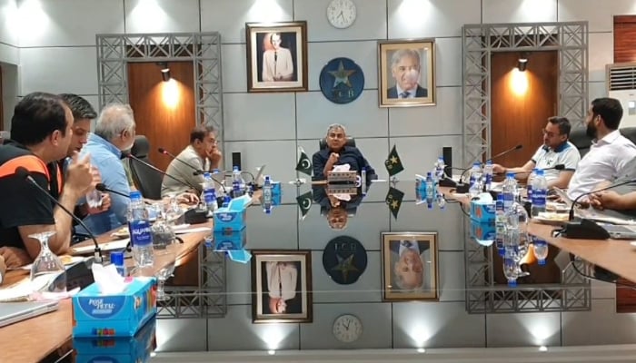PCB conditions inclusion in national tean to participation in domestic cricket