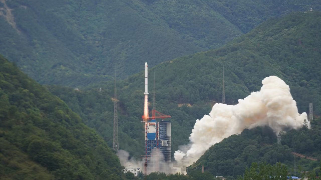 China launches new astronomical satellite developed in cooperation with France