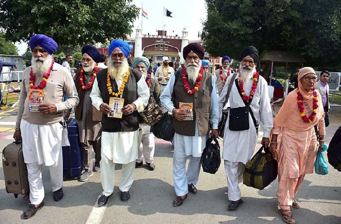 Sikh pilgrims from India to reach Pakistan on Saturday