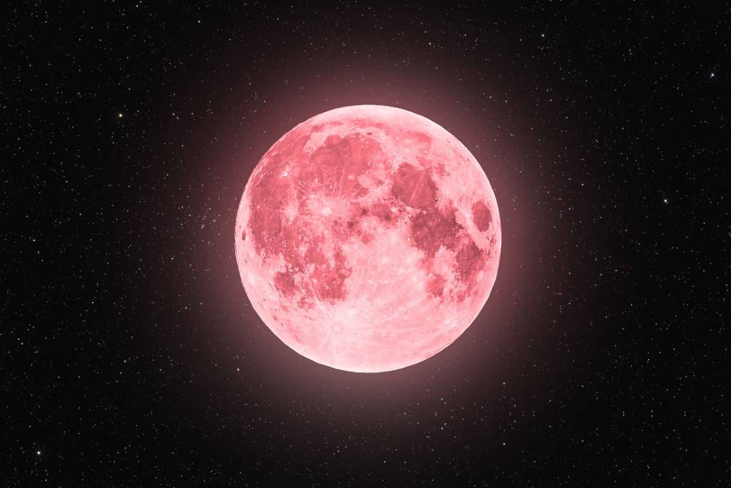 Here's when you can see June's strawberry moon as summer solstice begins