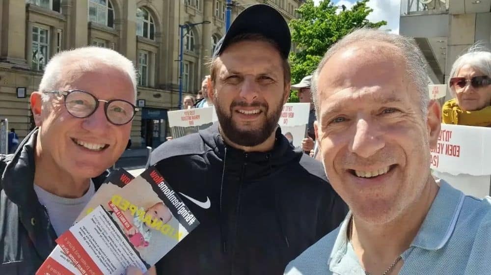 Shahid Afridi breaks silence after his picture with zionist group surfaces