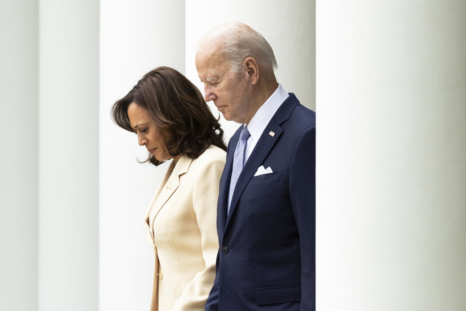 Kamala Harris' chances to replace Joe Biden improve as Democrats rally around her