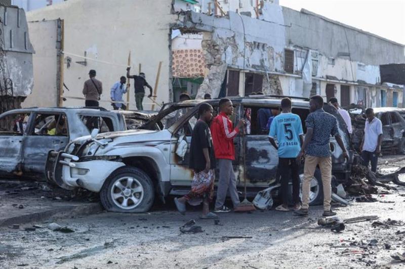 Nine dead as car bomb hits Mogadishu cafe during Euro final