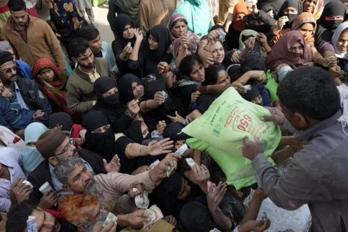 Seven reasons why Pakistan may remain an economic basket case