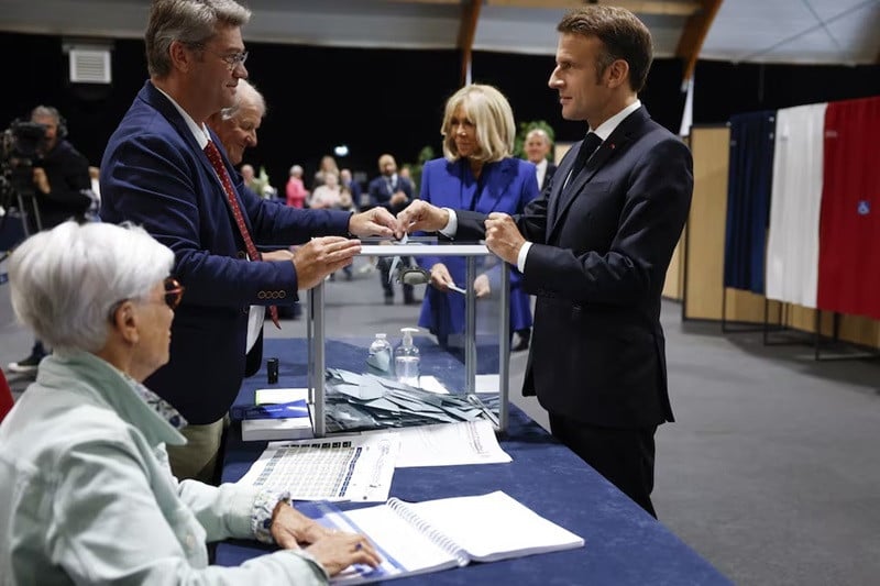France votes in high-stakes election as far-right RN gains ground