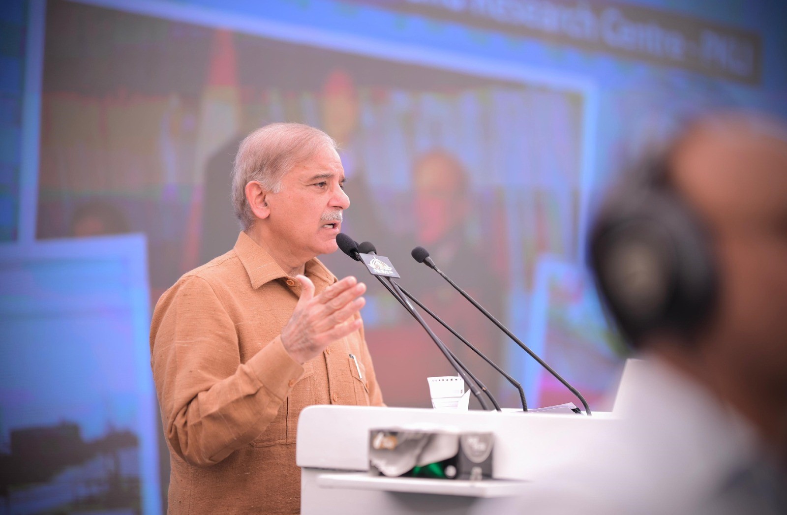 Gov't determined to provide free healthcare to deserving patients: PM