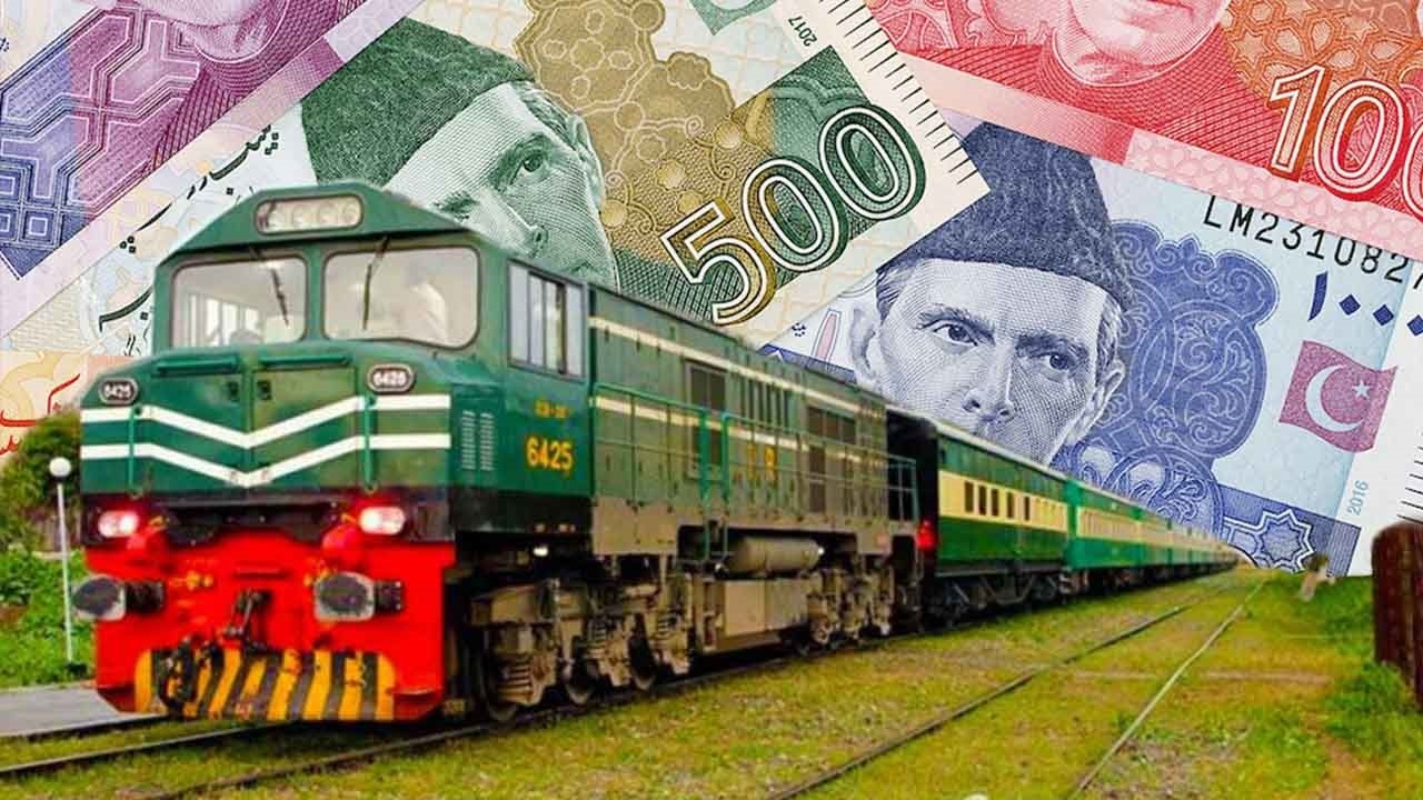 Pakistan Railways sees rise in passengers, earns Rs47.7bn in FY24