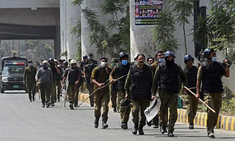 Govt leaders honour police martyrs, pledge support for their families