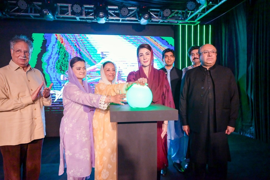 CM Maryam launches model bazaar home delivery, announces major solar project
