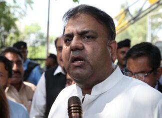 Fawad Chaudhry urges Nawaz Sharif to intervene as political crisis deepens