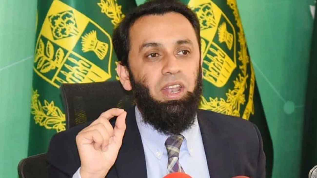 Govt decides to ban PTI, try ex-PM along with ex-president for treason: Tarar